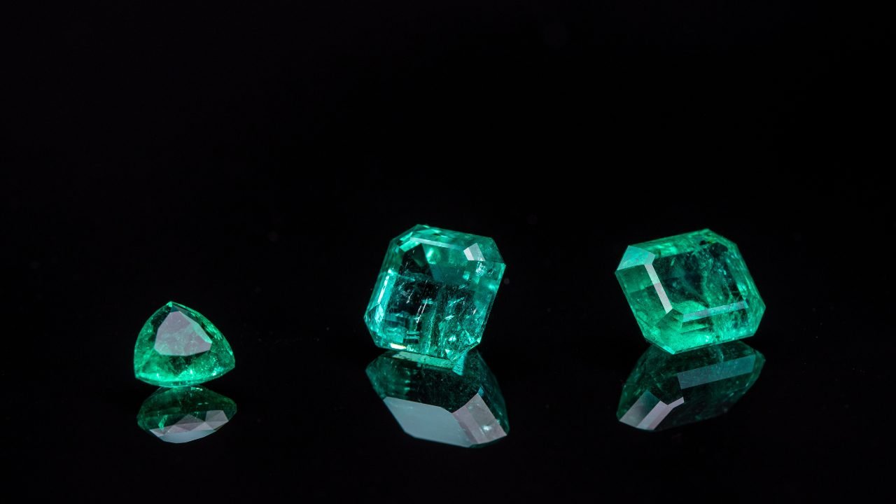 GEMSTONES - Few Minutes Knowledge